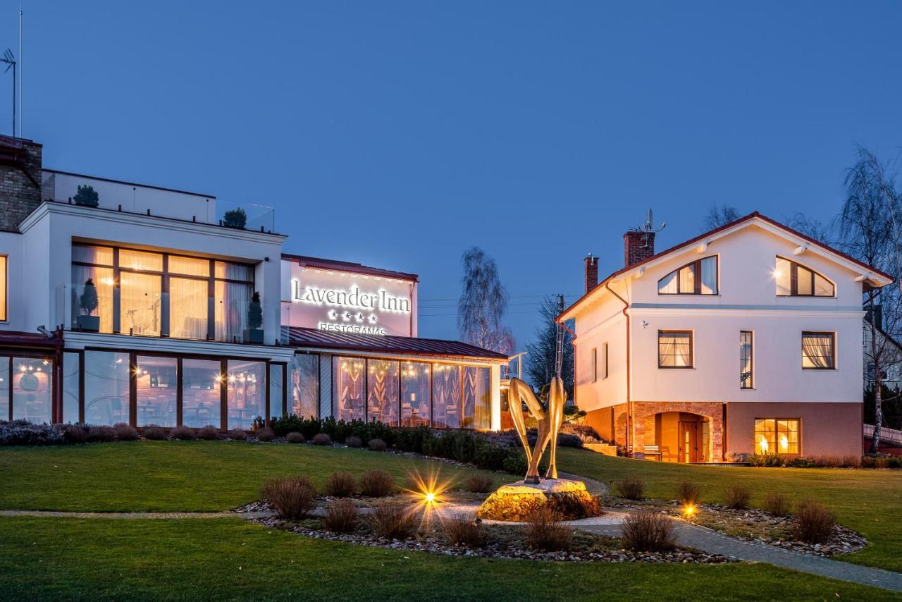 Lavender Inn Guest House Viesvenai Esterno foto